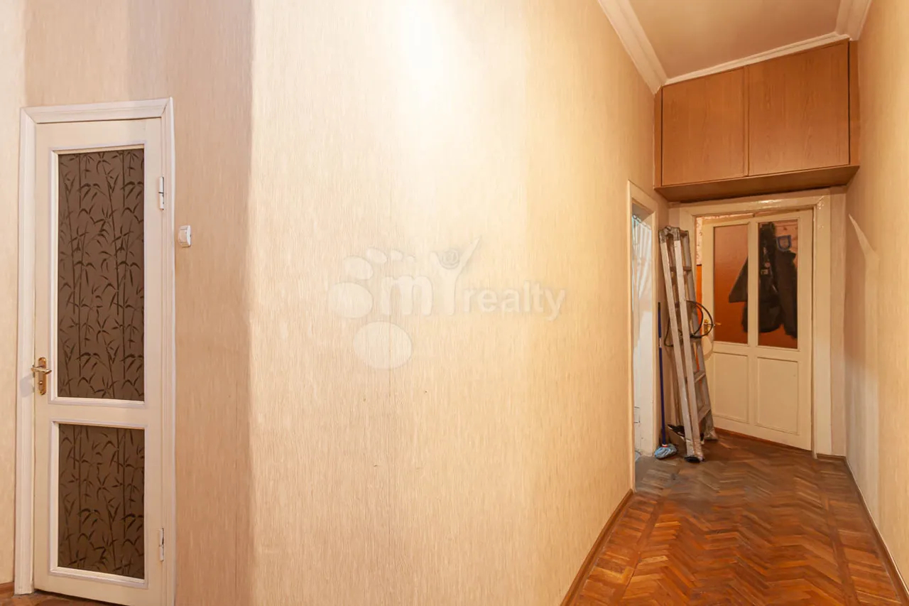 Commercial property for sale Abovyan St, Center Yerevan, 158522