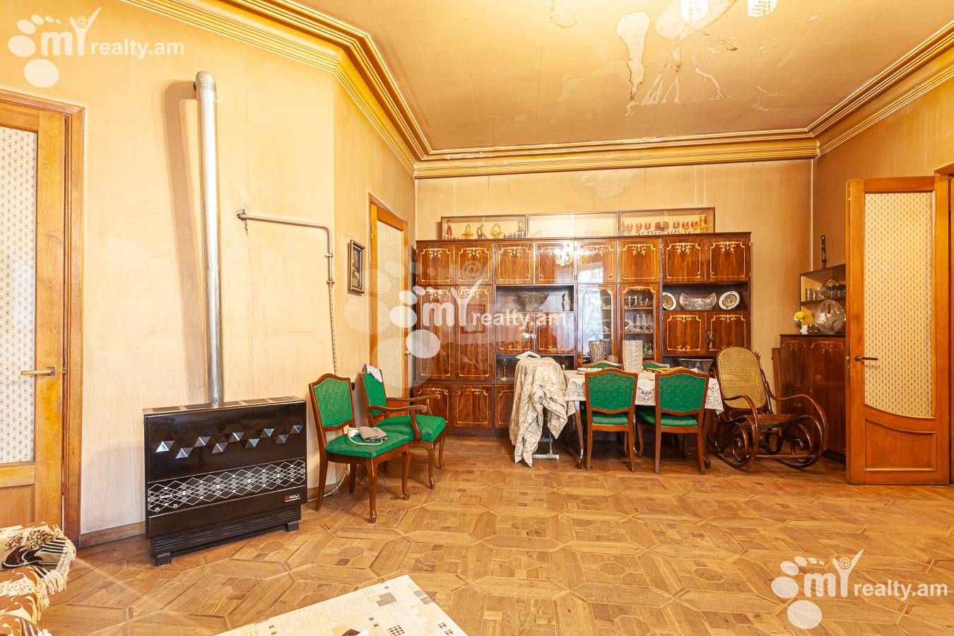 3 bedroom apartment for sale Abovyan St, Center Yerevan, 156141