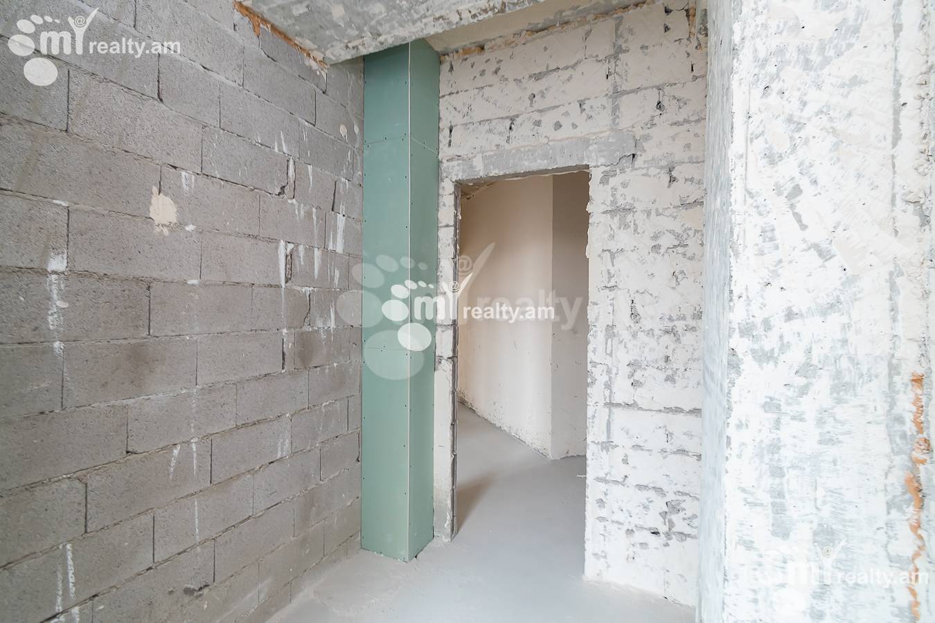 4 bedroom apartment for sale خیابان فوچیک, آچاپنیاک ایروان, 154054