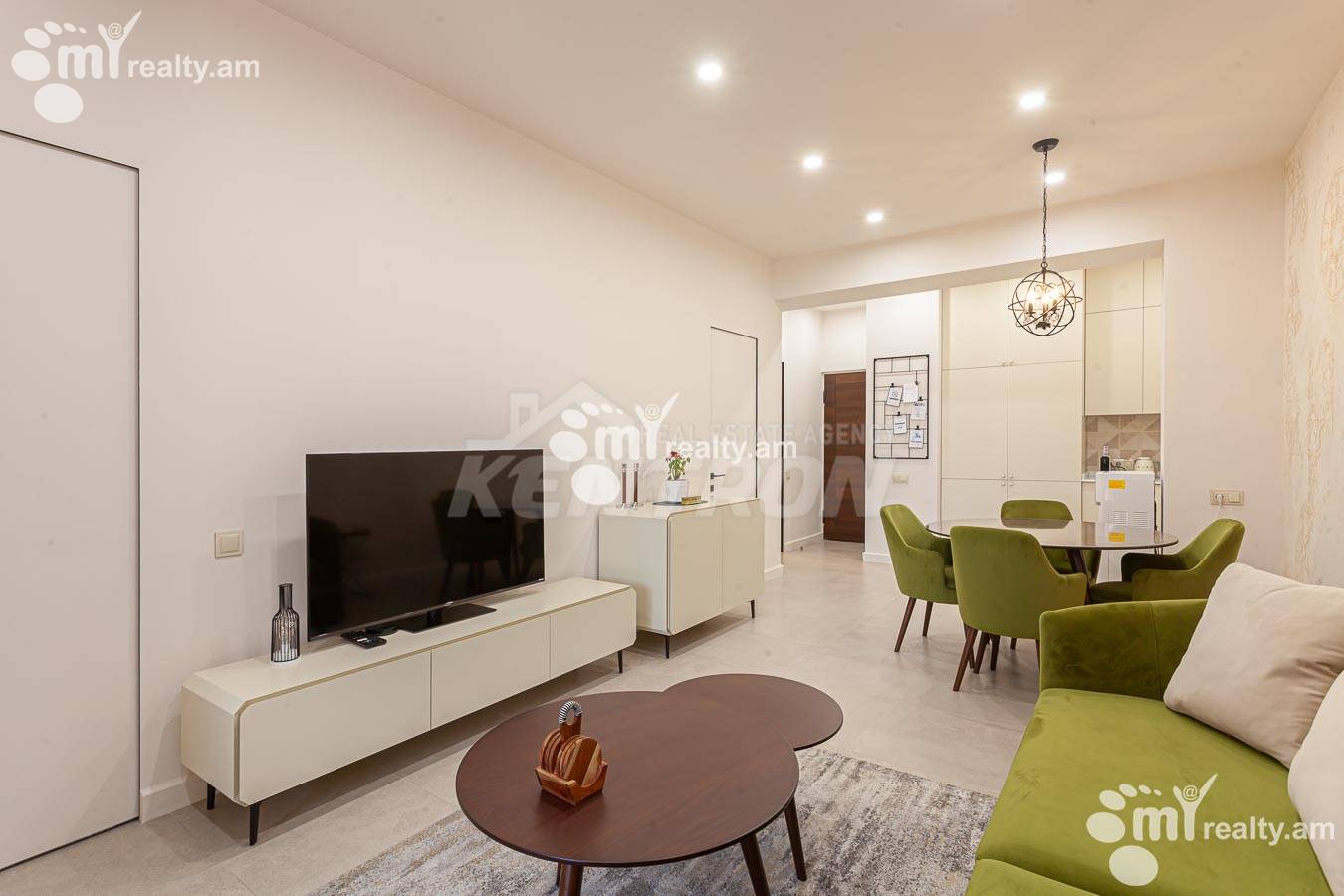 3 bedroom apartment for sale خیابان یِکمالیان, مرکز شهر ایروان, 154944