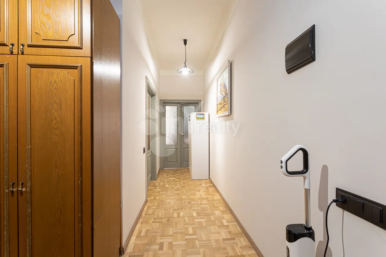 3 bedroom apartment for sale (خیابان باقرامیان (عربکیر, عربگیر ایروان, 159460