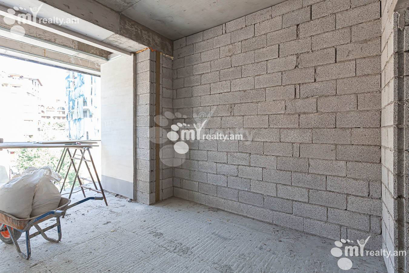 Купить 5 комнатную квартиру Антараин, ул. Г. Гаспаряна, Центр Ереван, 153017