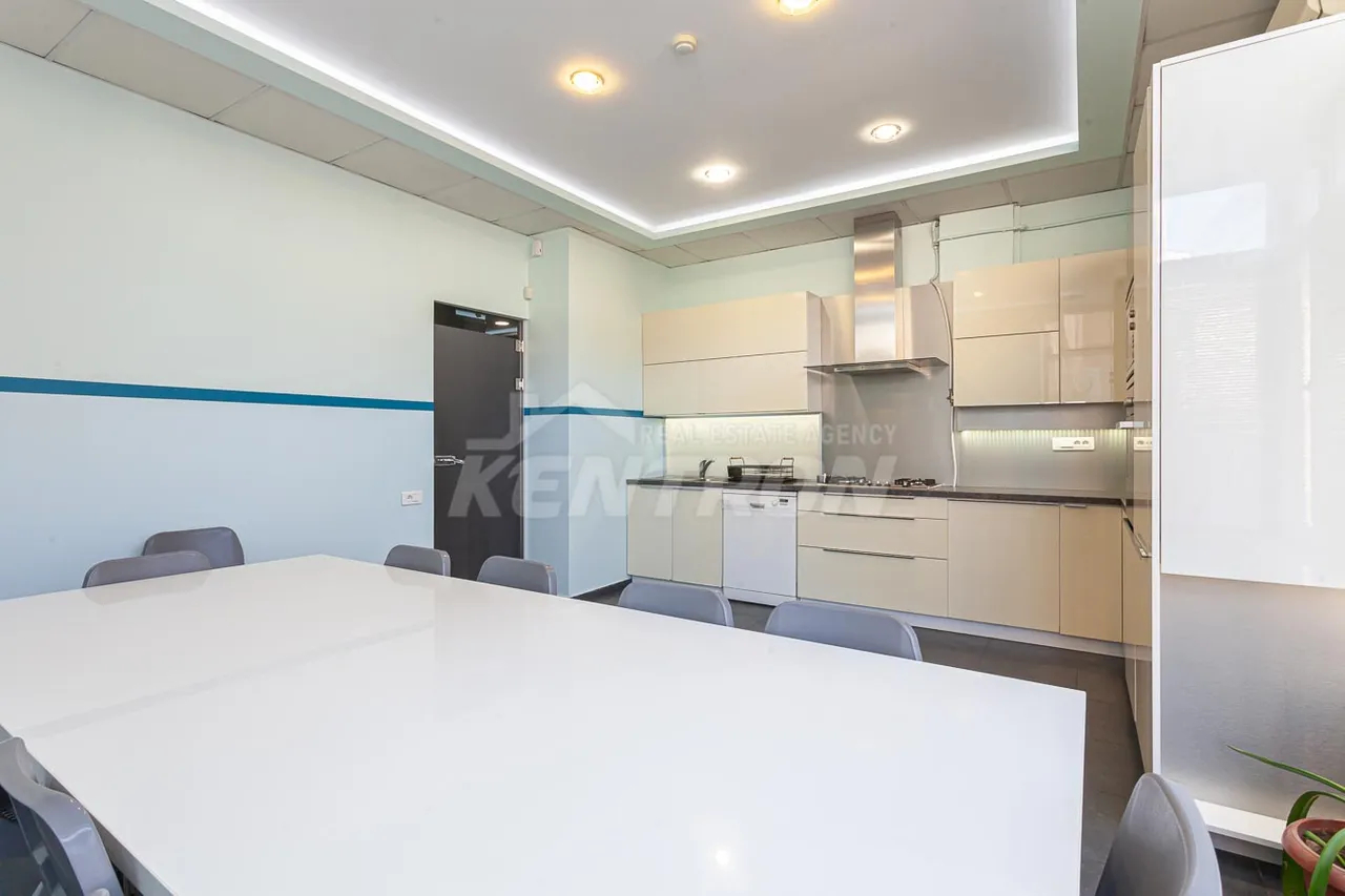 Commercial property for rent Azatutyan Ave, Arabkir Yerevan, 157757