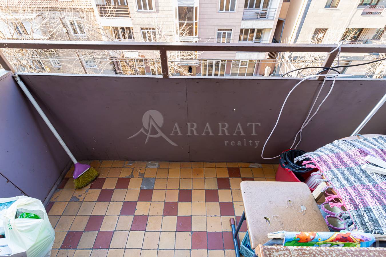 Купить 2 комнатную квартиру Амбардзумян ул, Арабкир Ереван, 154866