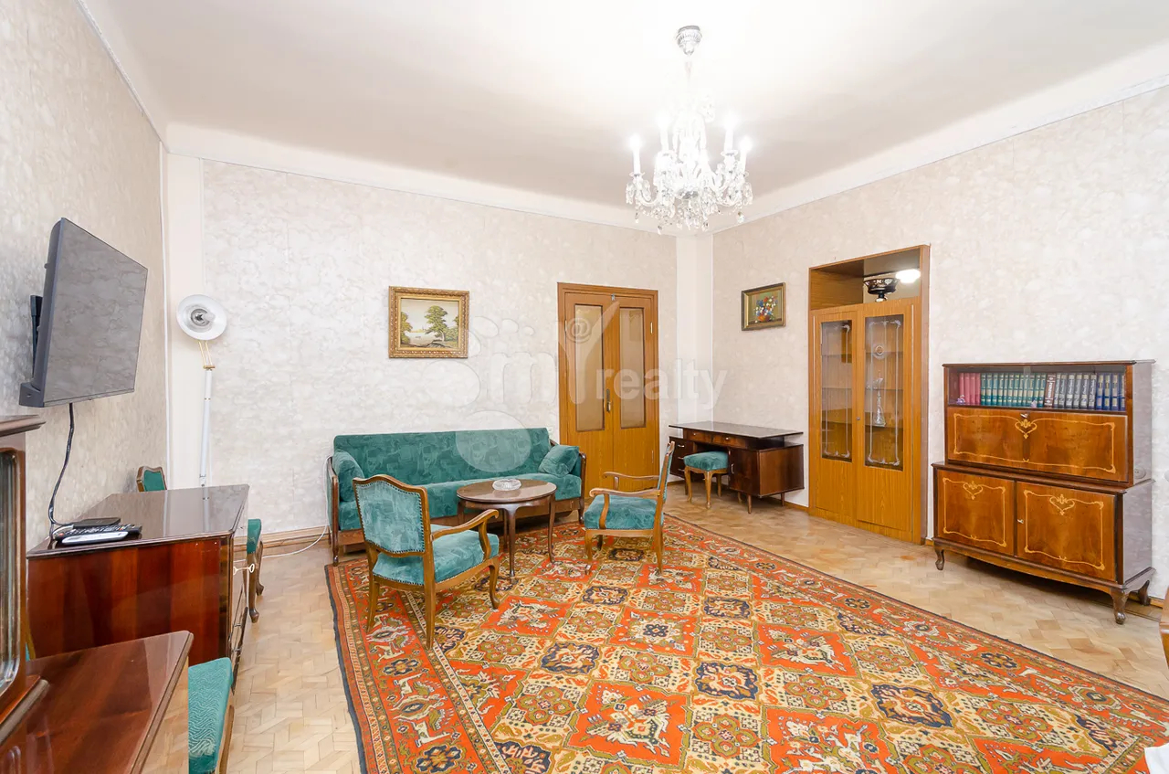 3 bedroom apartment for rent Tumanyan St, Center Yerevan, 161491