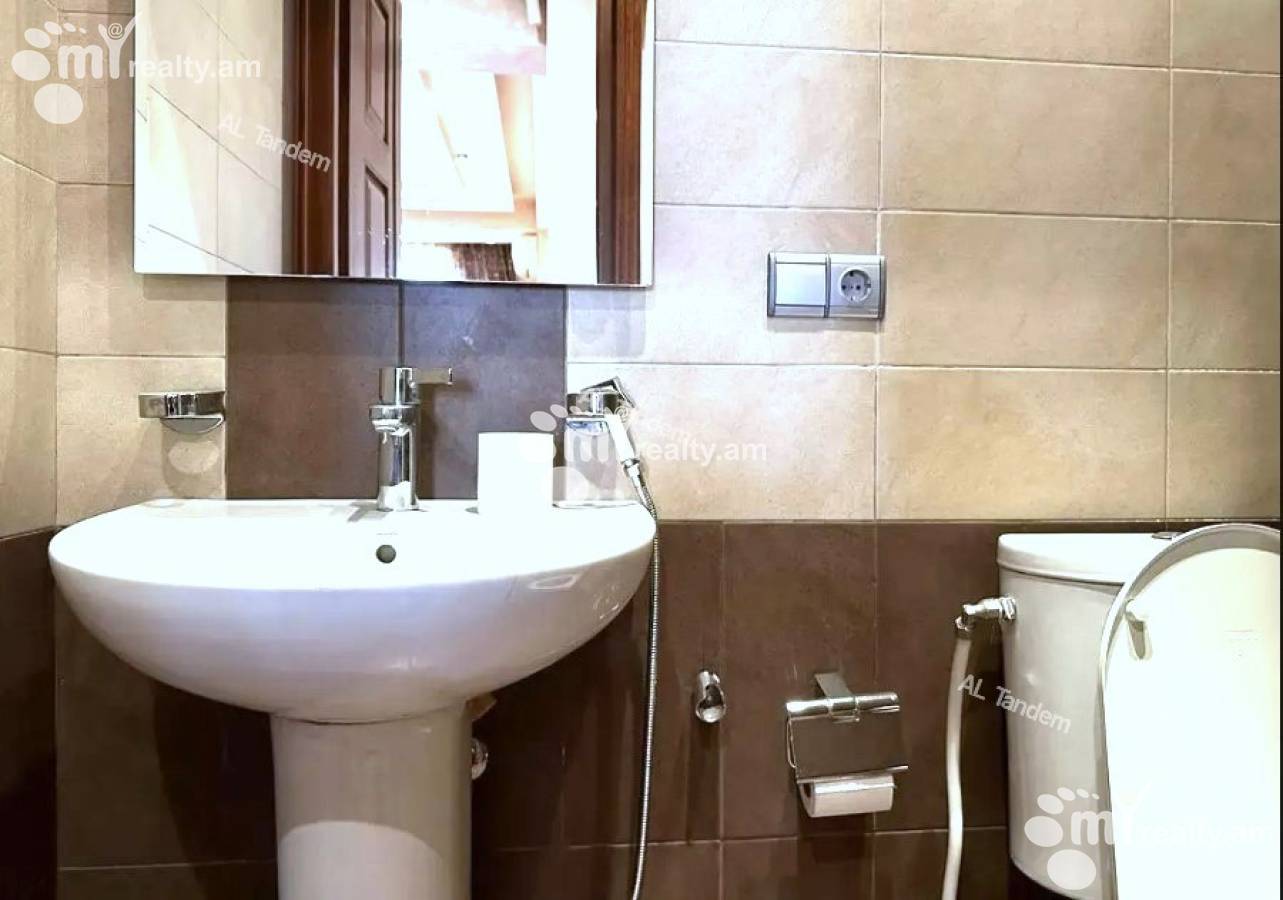 4 bedroom apartment for sale Tamanyan St, Center Yerevan, 156212