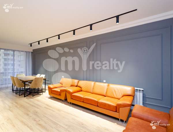 varcov-bnakaran-norakaruycum/2-senyakanoc/Argishti+St/Center/Yerevan