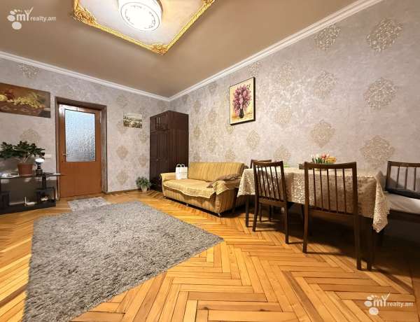 3-senyakanoc-bnakaran-vacharq-Yerevan-Arabkir