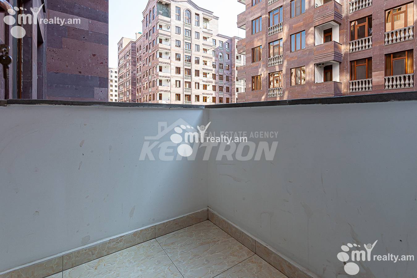 Купить 3 комнатную квартиру Адонц ул, Арабкир Ереван, 104777