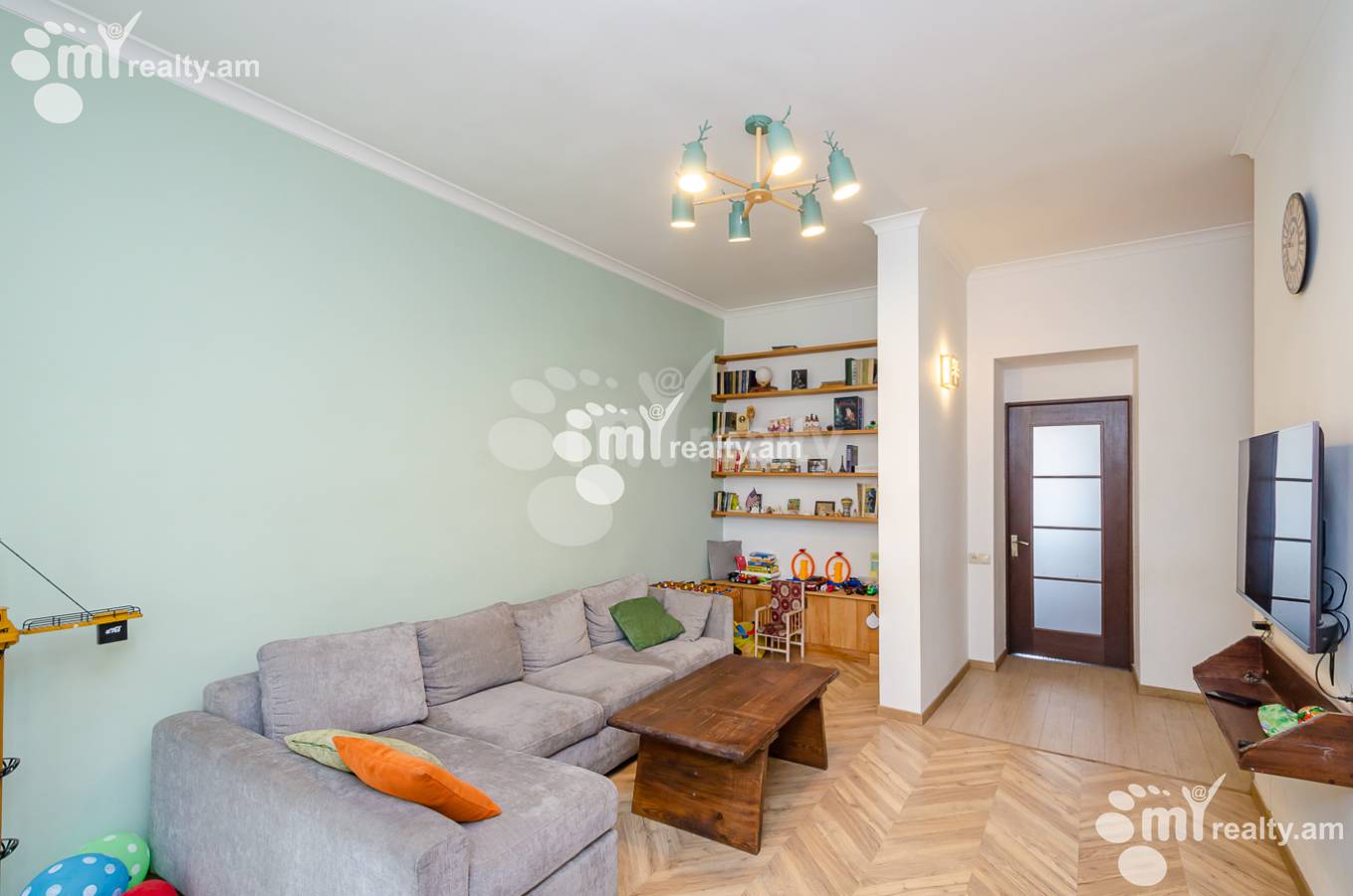 2 bedroom apartment for sale خیابان ماشتوتس, مرکز شهر ایروان, 153155