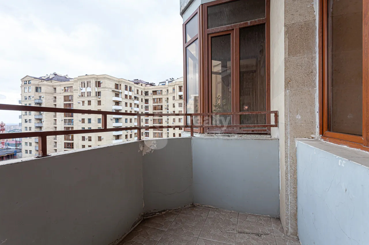 2 bedroom apartment for sale خیابان آرگیشتی, مرکز شهر ایروان, 161835