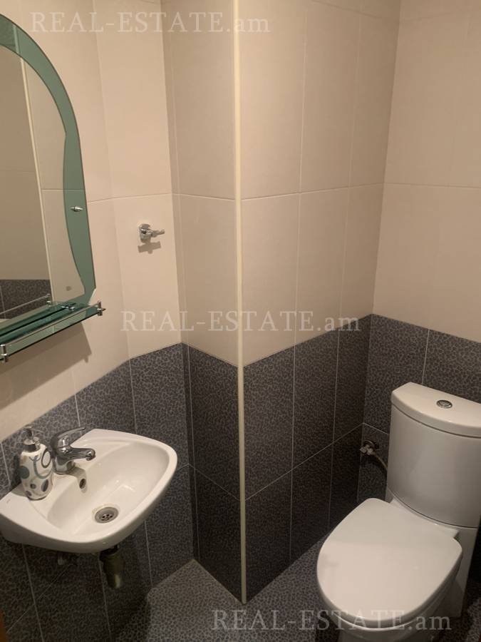 Купить 4 комнатную квартиру Гулакян ул, Арабкир Ереван, 133258