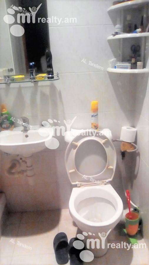 4 bedroom apartment for sale Khanjyan St, Center Yerevan, 122669