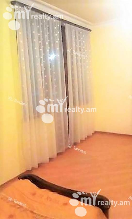 4 bedroom apartment for sale Khanjyan St, Center Yerevan, 122669