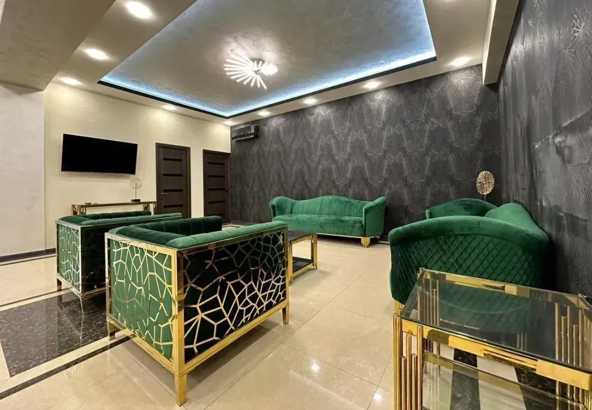 3 bedroom apartment for rent Yekmalyan St, Center Yerevan, 161572