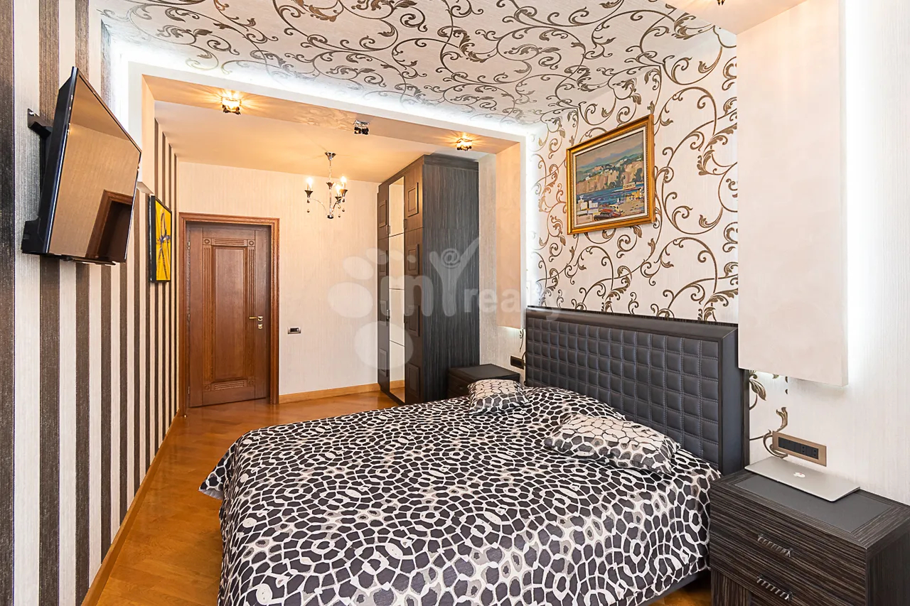 3 bedroom apartment for sale Hambardzumyan St, Arabkir Yerevan, 161263