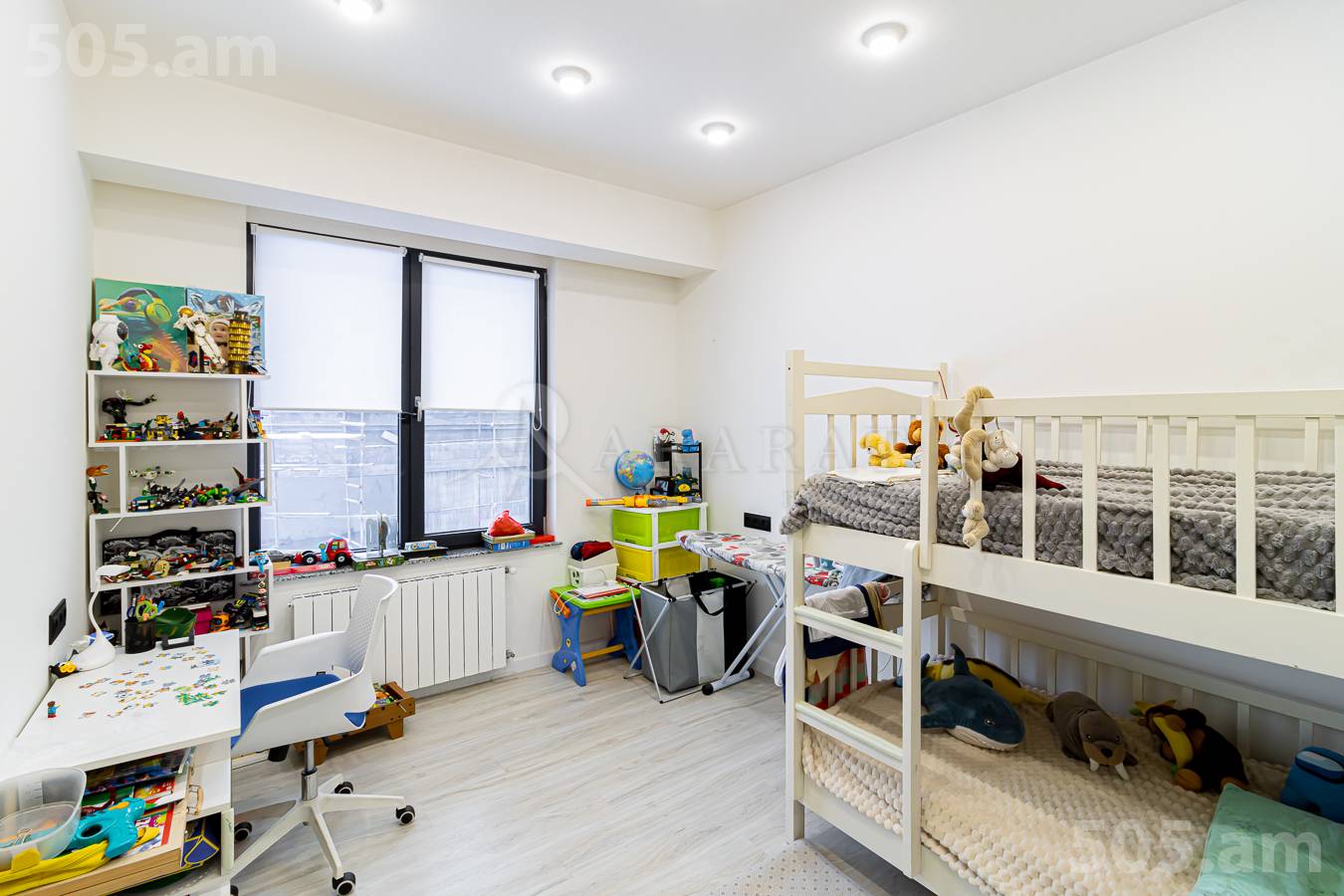 4 սենյականոց բնակարան  Աղբյուր Սերոբ փող, Արաբկիր Երևան, 154761