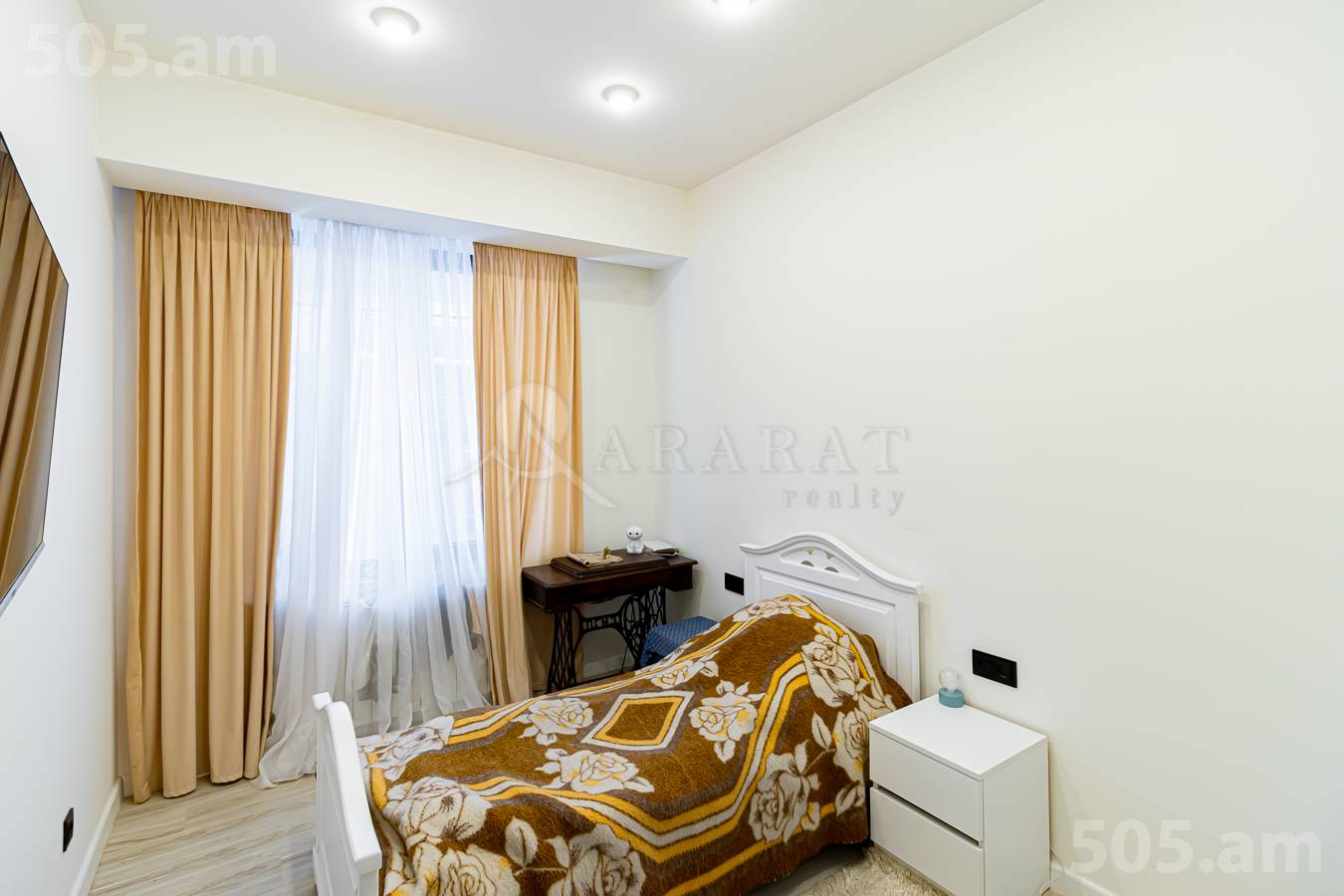 4 սենյականոց բնակարան  Աղբյուր Սերոբ փող, Արաբկիր Երևան, 154761