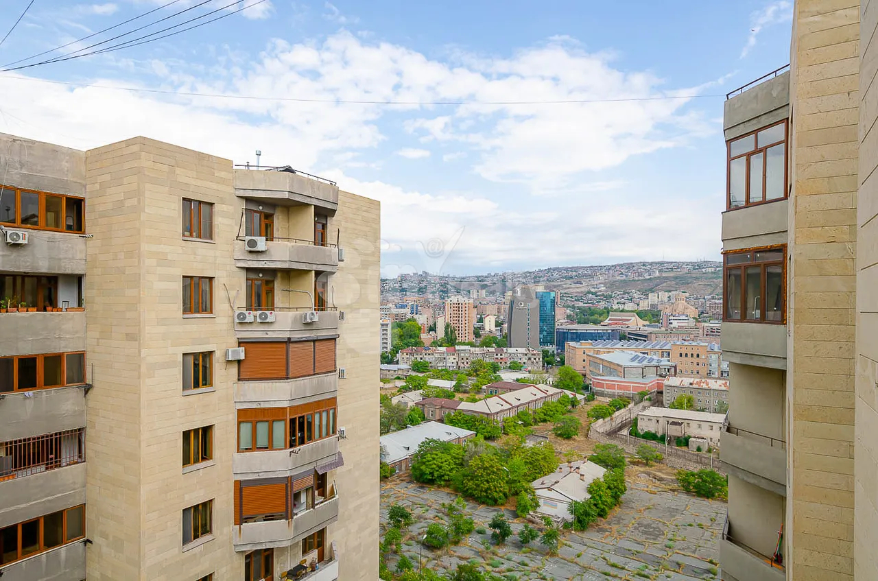 3 bedroom apartment for sale Argishti St, Center Yerevan, 157867