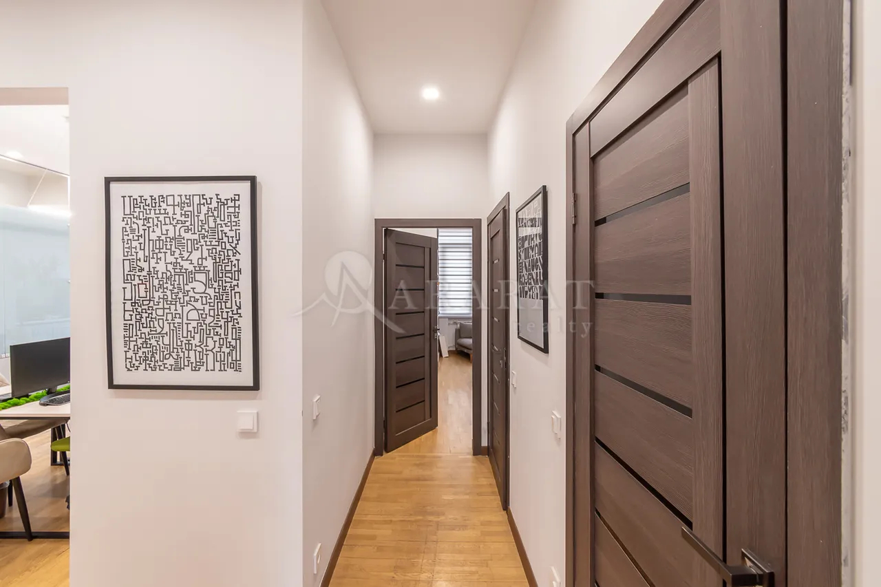 3 bedroom apartment for sale Tamanyan St, Center Yerevan, 158803