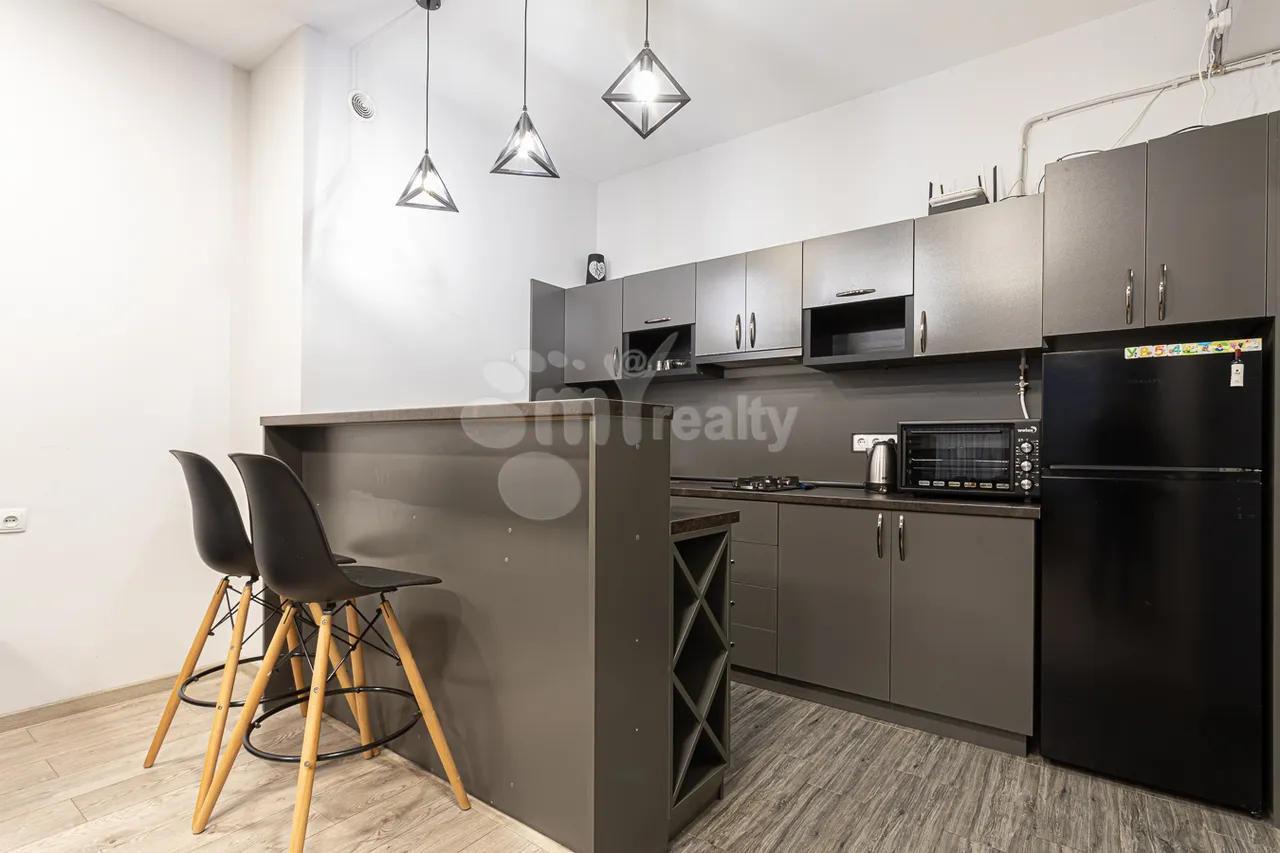 2 bedroom apartment for sale خیابان ماشتوتس, مرکز شهر ایروان, 158157