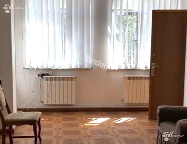 komercion-vardzakalutyun-Yerevan-Center