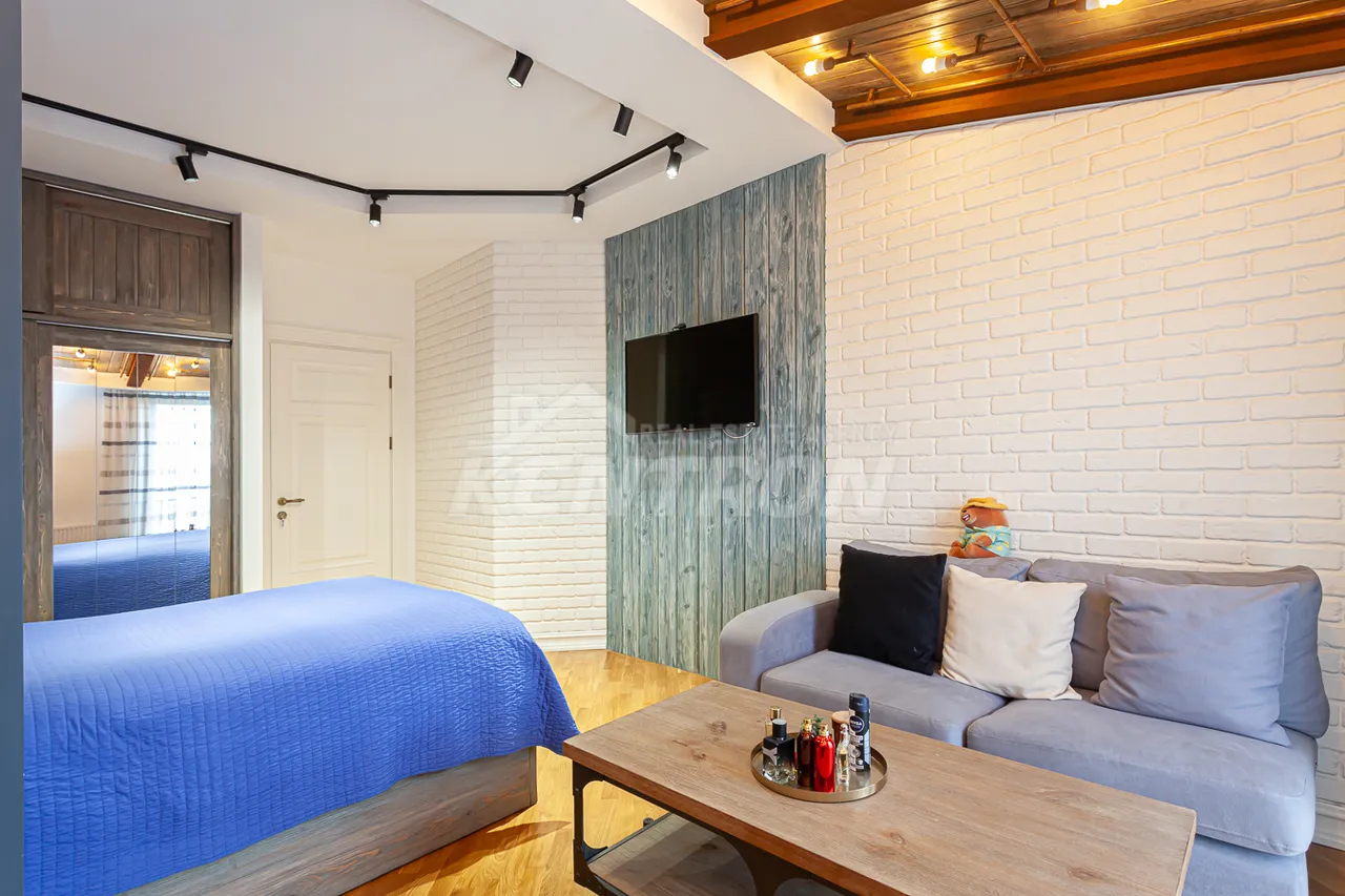 5 bedroom apartment for sale V.Vagharshyan St, Arabkir Yerevan, 159689