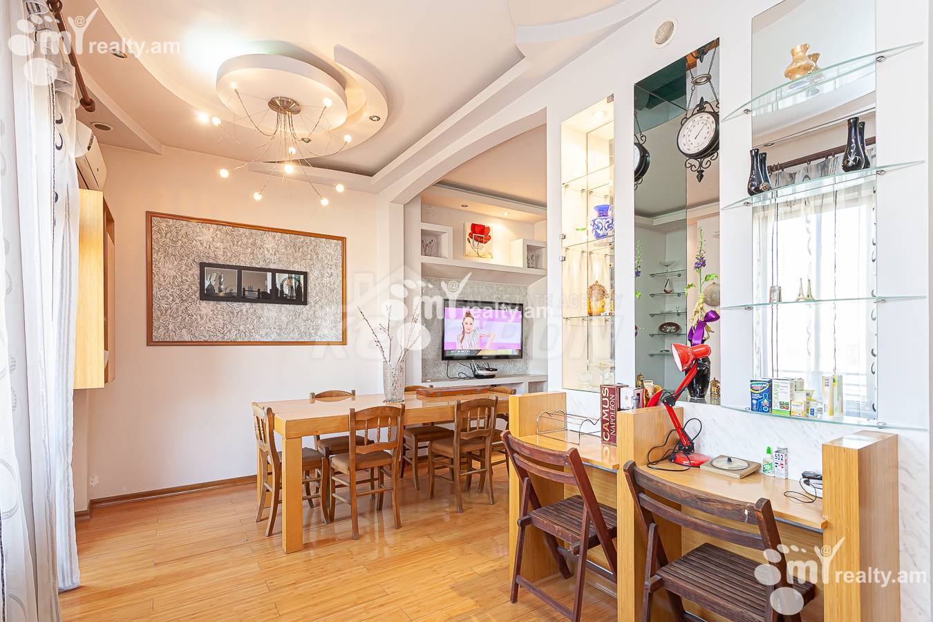 3 bedroom apartment for rent Bayron St, Center Yerevan, 146556