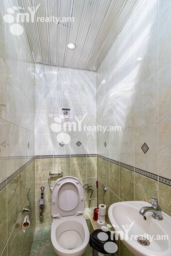 4 bedroom apartment for sale Hanrapetutyan St, Center Yerevan, 152037