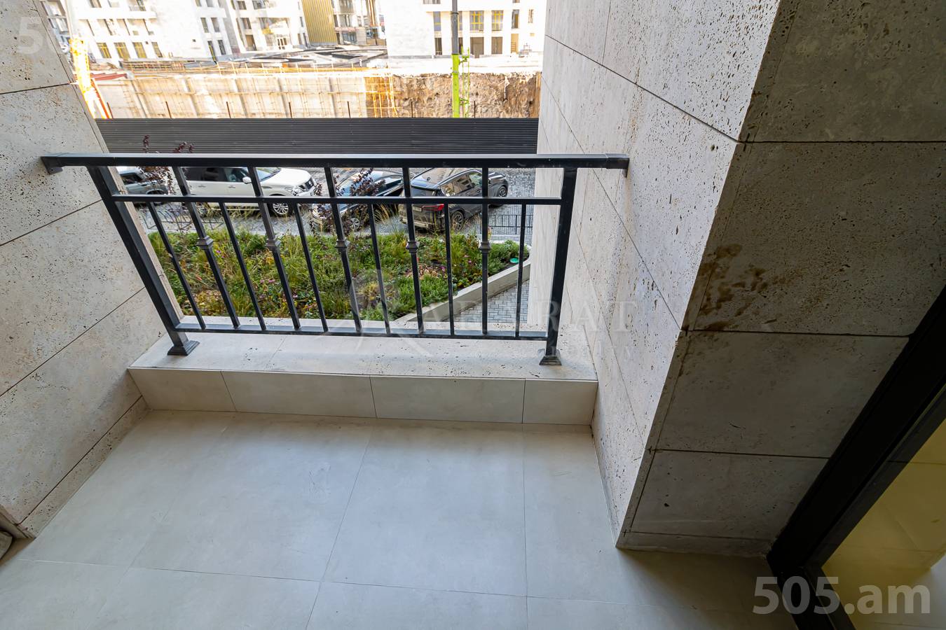 Купить 2 комнатную квартиру Аршакуняц пр, Центр Ереван, 153912