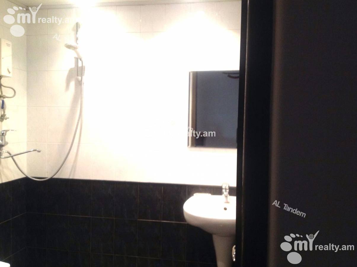 Снять 2 комнатную квартиру Саят-Нова пр, Центр Ереван, 142233