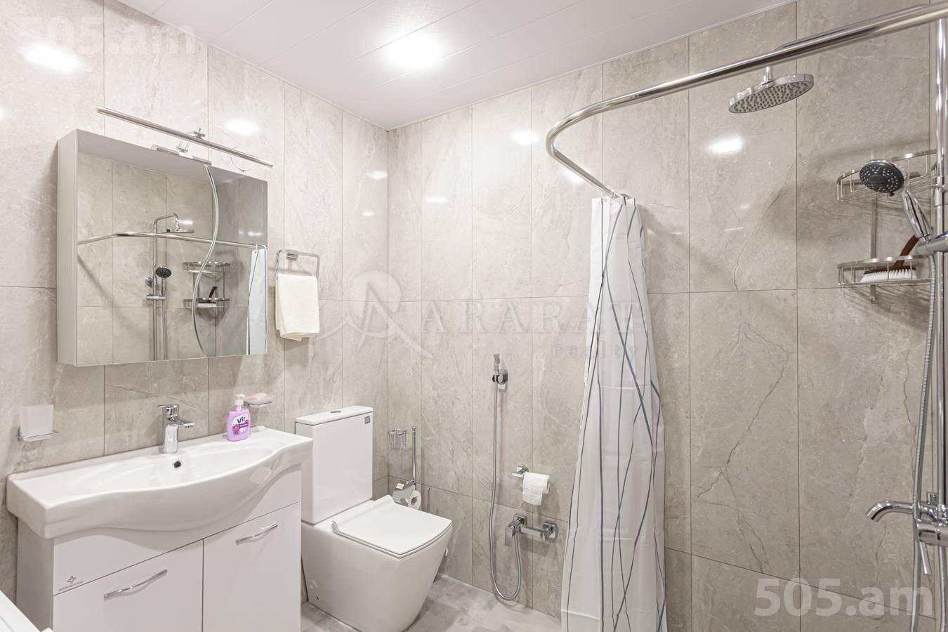 4 bedroom apartment for rent Rostom St, Center Yerevan, 149800