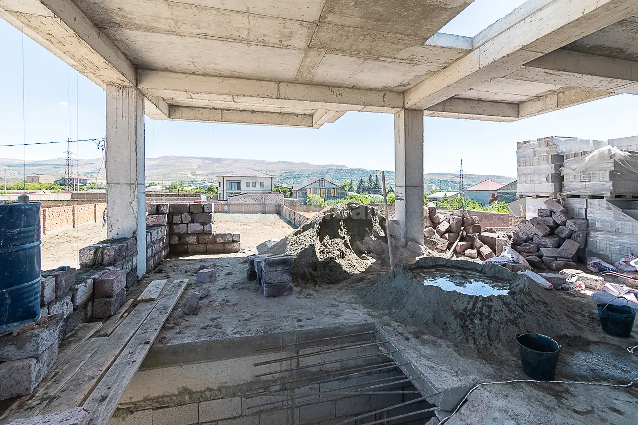 Առանձնատուն  Ազատության փողոց, Ձորաղբյուր Կոտայք, 161633
