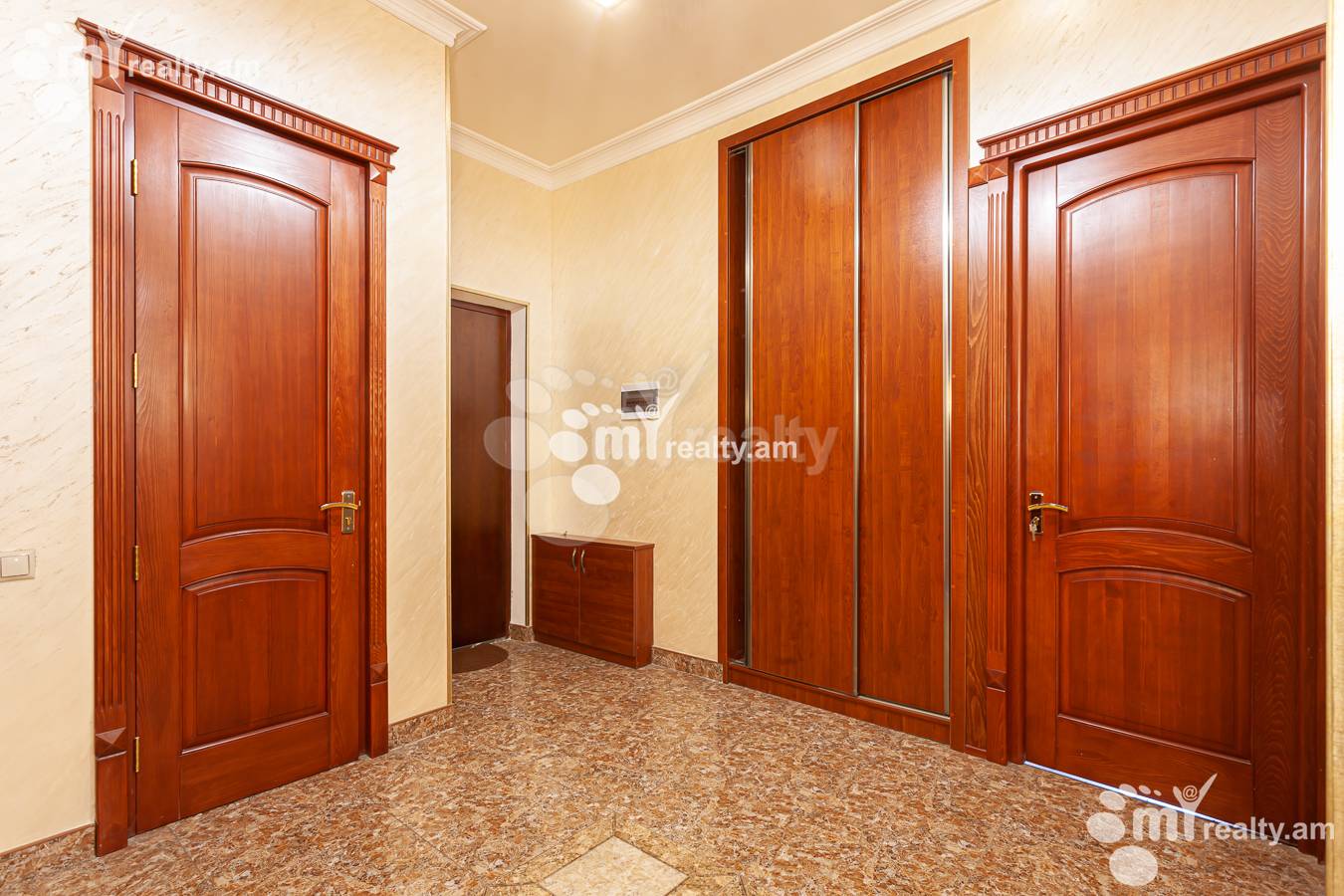 4 սենյականոց բնակարան վարձով Ձորափի փող, Կենտրոն Երևան, 155907