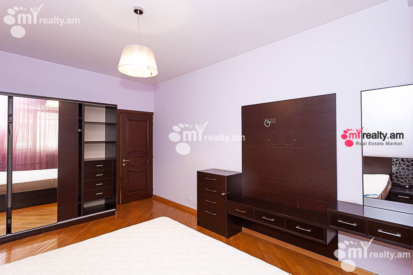 Купить 3 комнатную квартиру Ростом ул, Центр Ереван, 134225