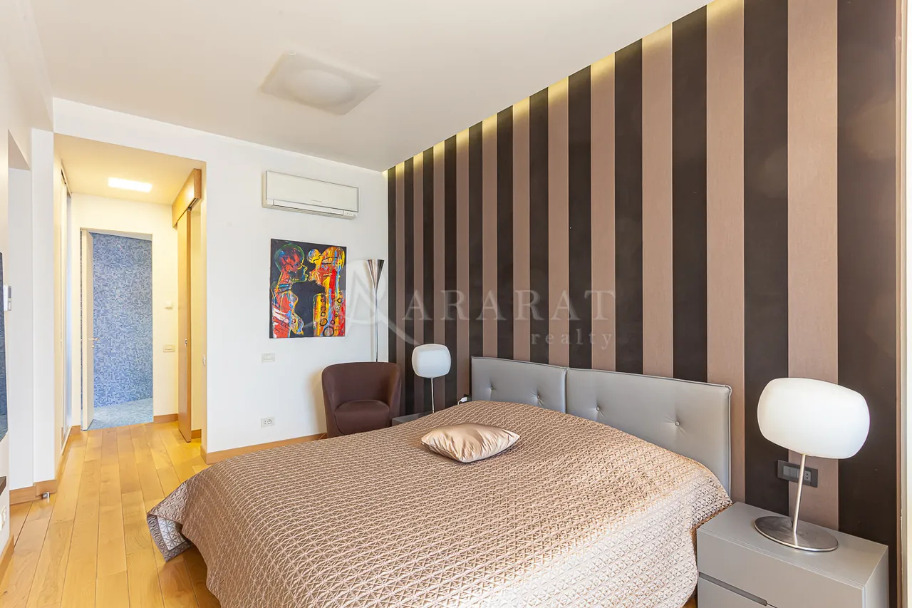 4 սենյականոց բնակարան վարձով Վարդանանց փող, Կենտրոն Երևան, 158841