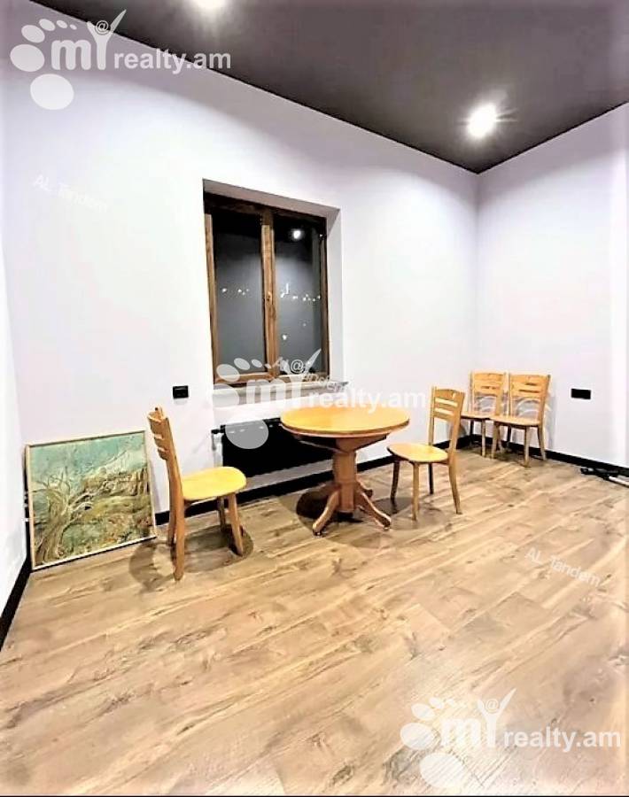 3 bedroom apartment for sale Mashtots Ave, Center Yerevan, 134405