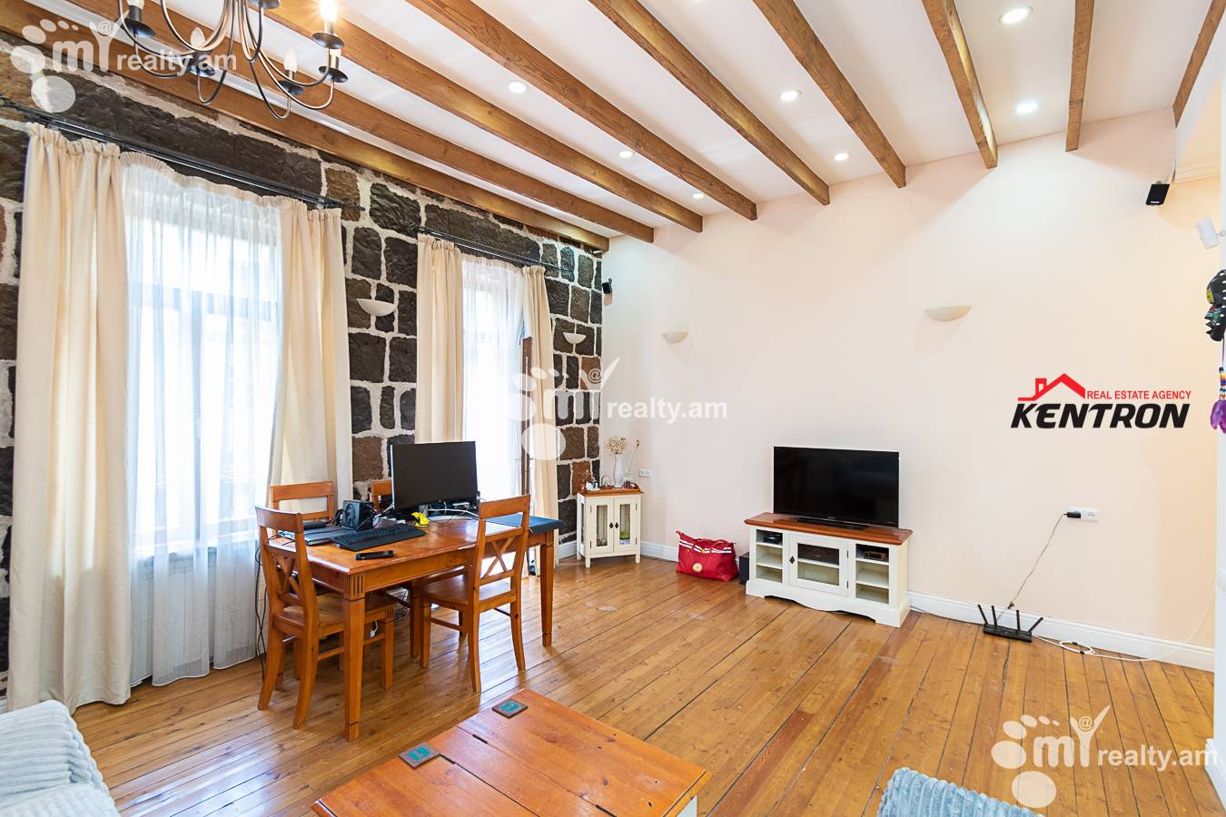 3 սենյականոց բնակարան  Պուշկինի փող, Կենտրոն Երևան, 133350