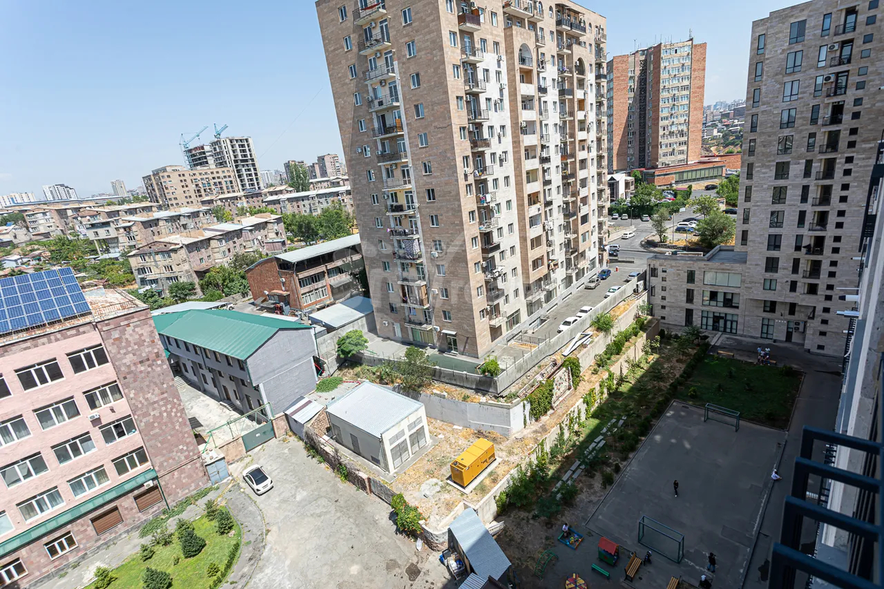 2 bedroom apartment for sale خیابان فوچیک, آچاپنیاک ایروان, 157207