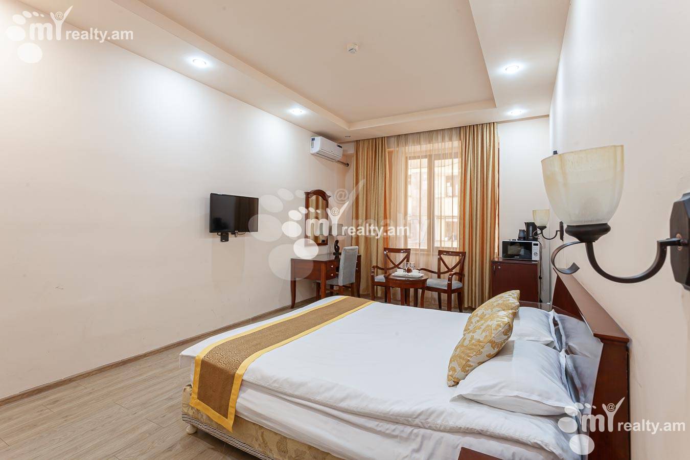 4 bedroom apartment for sale Aram St, Center Yerevan, 155101