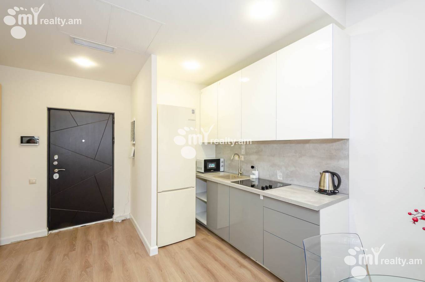 2 սենյականոց բնակարան  Բուզանդի փող, Կենտրոն Երևան, 143816