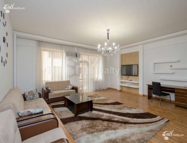 3-senyakanoc-bnakaran-vacharq-Yerevan-Center