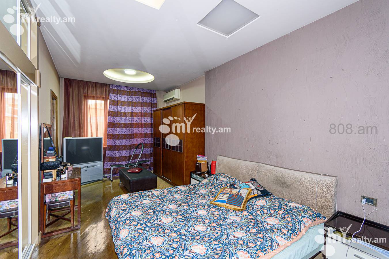 5 bedroom apartment for sale Hanrapetutyan St, Center Yerevan, 129367