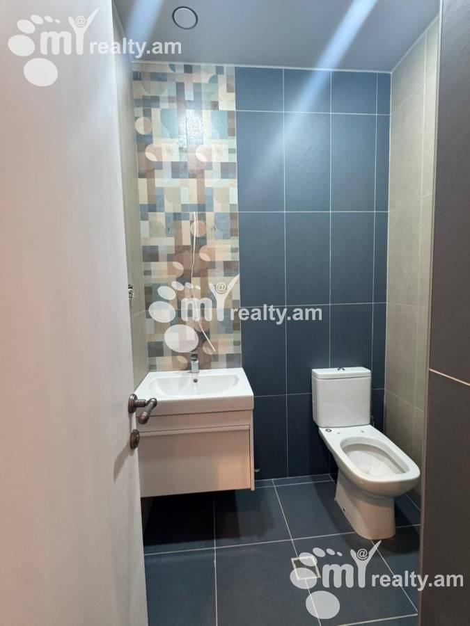 Commercial property for rent Argishti St, Center Yerevan, 156625