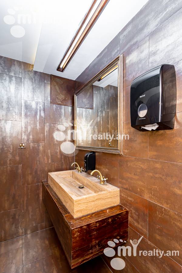 Commercial property for sale Arshakunyats Ave, Center Yerevan, 149846