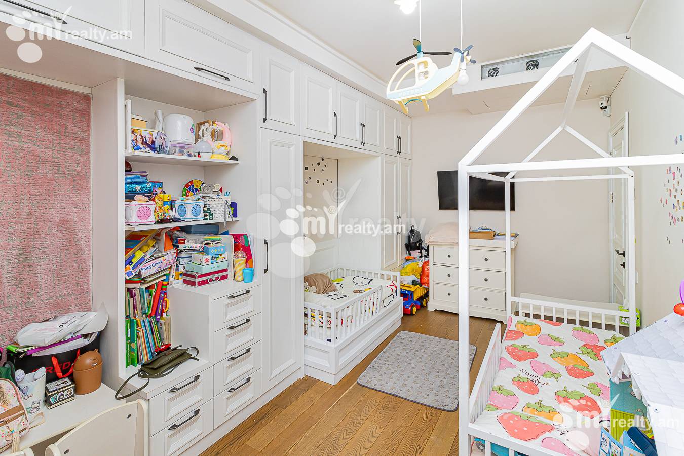 3 bedroom apartment for sale Hambardzumyan St, Arabkir Yerevan, 148585