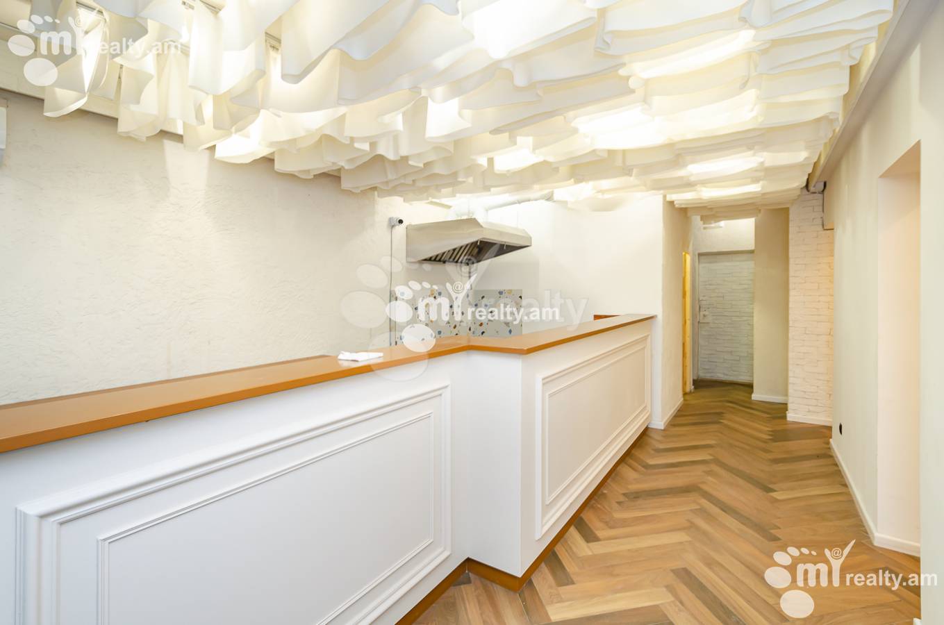 Commercial property for rent Saryan St, Center Yerevan, 153805