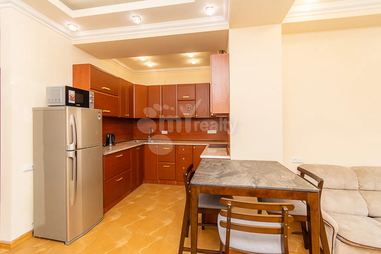 3 bedroom apartment for rent خیابان واردانانتس, مرکز شهر ایروان, 160007