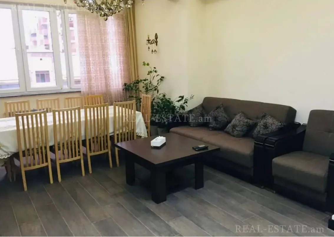 4 bedroom apartment for rent خیابان پوشکین, مرکز شهر ایروان, 160266