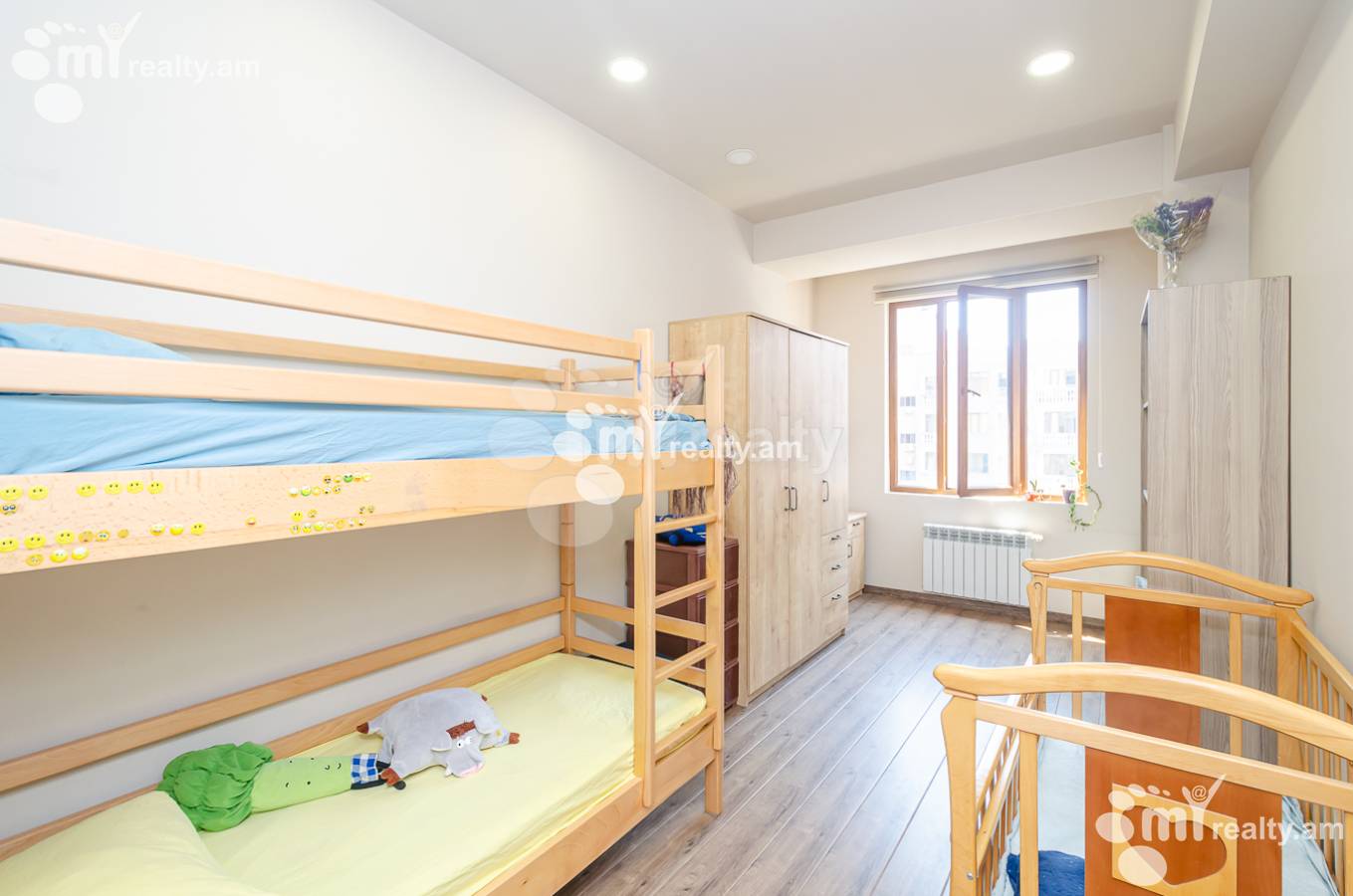 4 bedroom apartment for sale Adonts St, Arabkir Yerevan, 138323